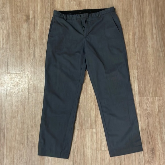 Calvin Klein 34x30 83% polyester 17% Rayon grey - Picture 1 of 2